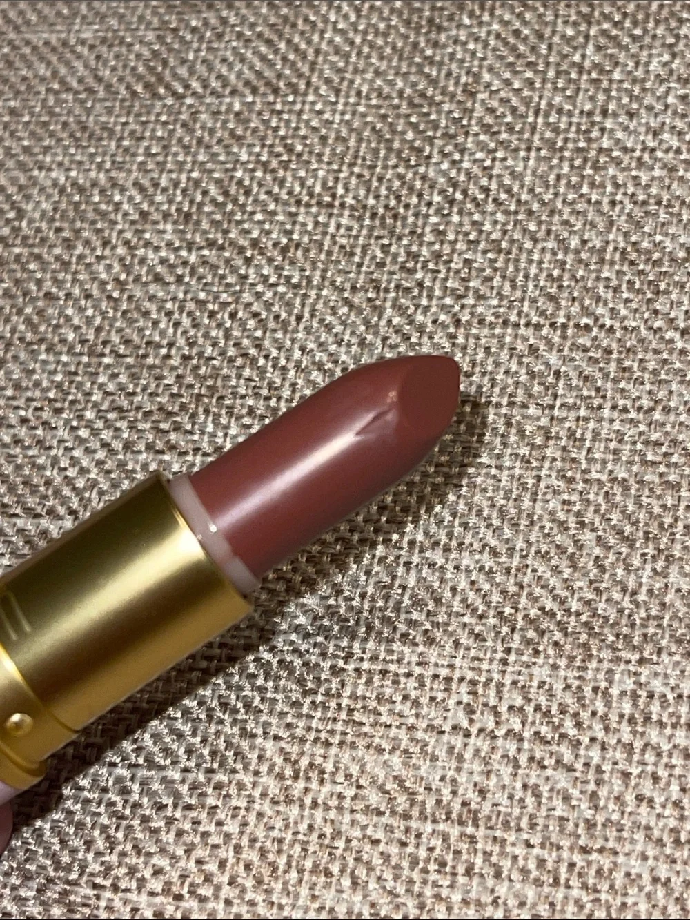MAC Cosmetics matte lipstick
